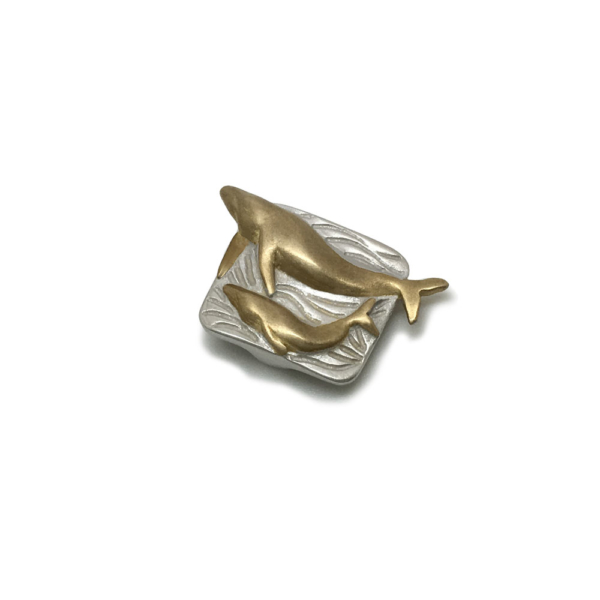 Diver’s bracelet whale