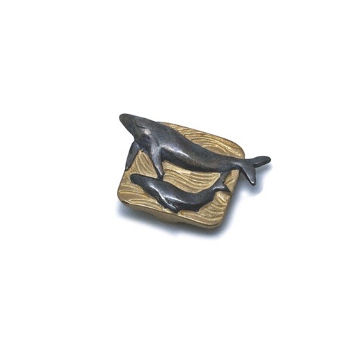 Diver’s bracelet whale