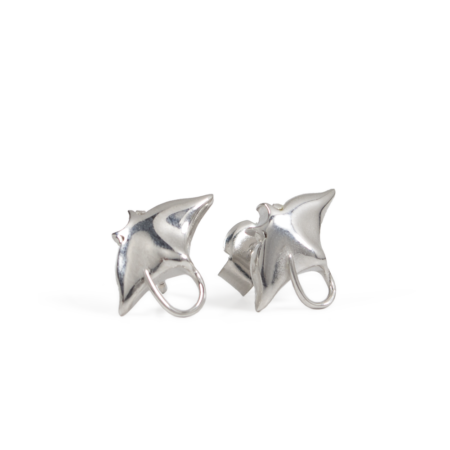 Earring manta ray